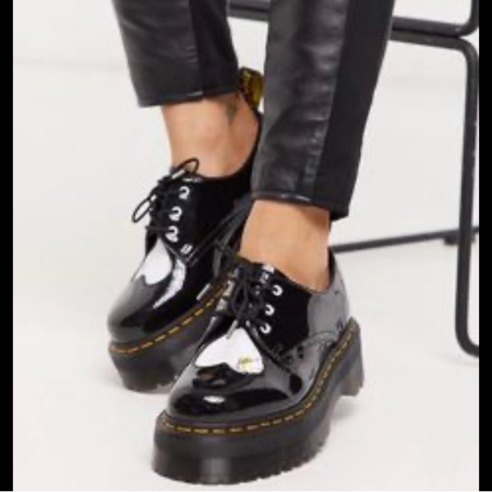 🔥❤️😻Dr. Martens 1461 QUAD HK Hello Kitty Patent Lamper+Hydro Leather😻❤️🔥 - Picture 3 of 16